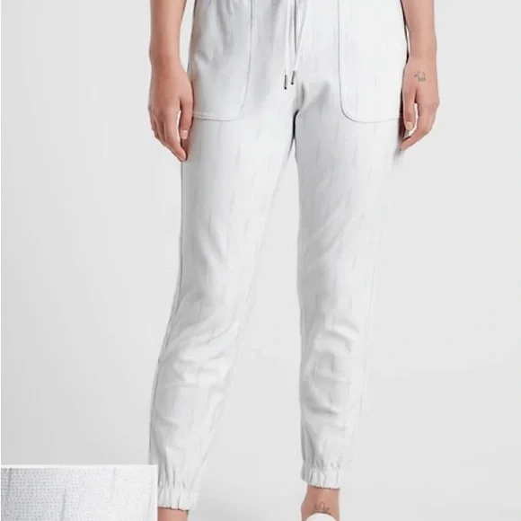 Athleta Farallon Printed Joggers - Picture 1 of 10